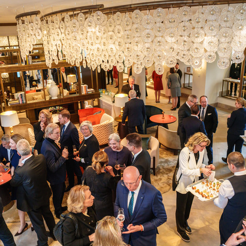 Reception for the reopening of the Taschenbergpalais Kempinski Hotel in Dresden Empfang Wiedereröffnung Hotel Taschenbergpalais Kempinski DresdenReception for the reopening of the Taschenbergpalais Kempinski Hotel in Dresden