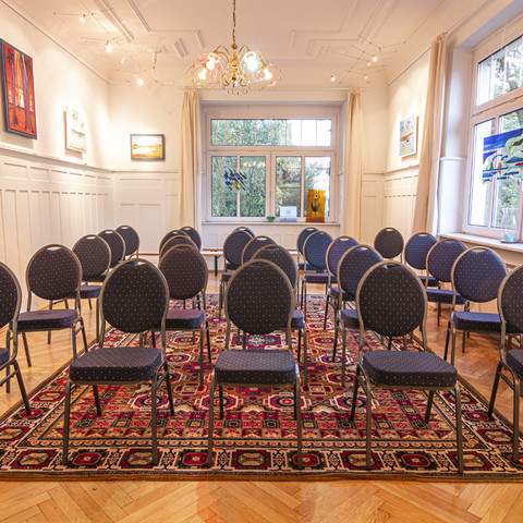 Gallery Art Experience Seating options Galerie Art Erlebnis BestuhlungsmöglichkeitGallery Art Experience Seating options