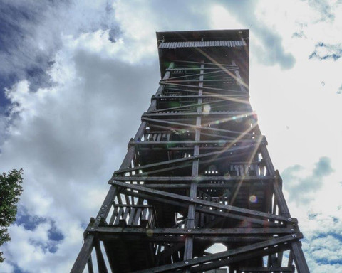 Kellerwaldturm am Wüstegarten