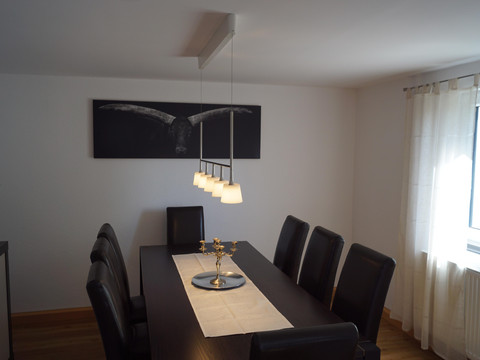 Esszimmer mit Fenster