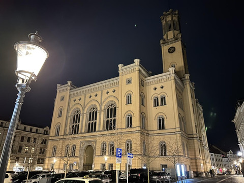 Rathaus Zittau bei Nacht