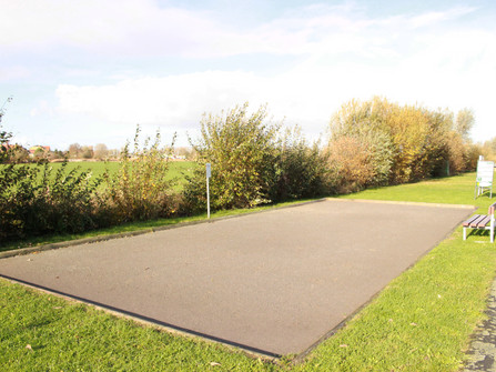 Boule Platz am Yachthafen Neuhaus/Oste