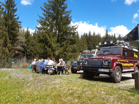 Brotzeit- draußen schmeckt's am besten