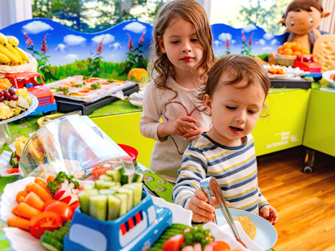 YOKI AHORN Kinderbuffet