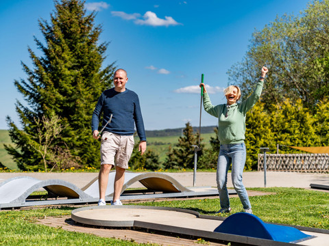 Minigolf als Paar