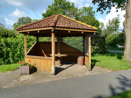 Schutzhütte - Dorfstraße Osterbruch