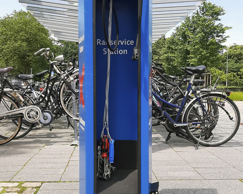 Radservice-Bahnhof-bearbeitet-2.jpg