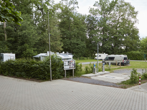 Motorhome_parking_05-2024_Photo-Herzmann_036.jpg