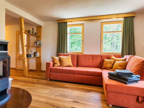 Große Sandsteinwohnung: Wohnbereich