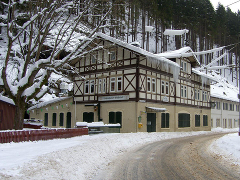 Das Gasthaus im Winter