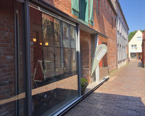 De Fietsenmoaker - Ansicht Eingang in der Lohne