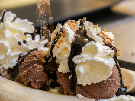 Bruckert´s Otterndorf Eis essen