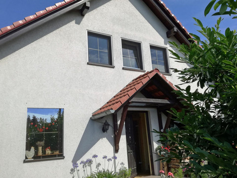 Die Ferienwohnung befindet sich im Dachgeschoss