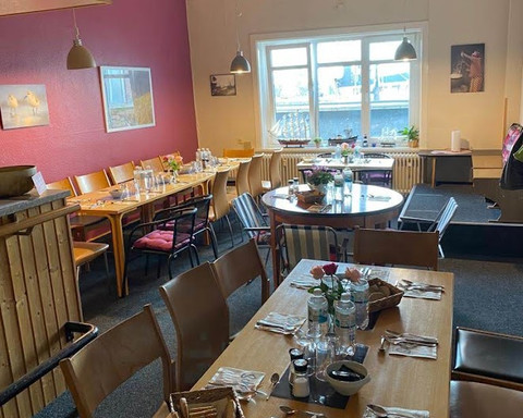 Raum 30 Plätze b .jpg