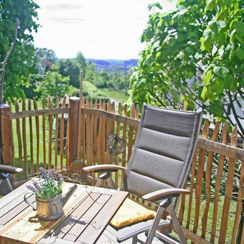 Südbalkon mit Siegtalblick