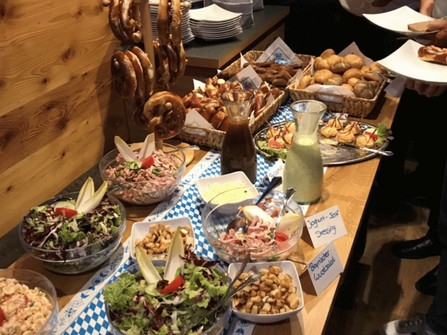 Fränkisches Buffet Stadl - c - Brauhaus zu Coburg.png