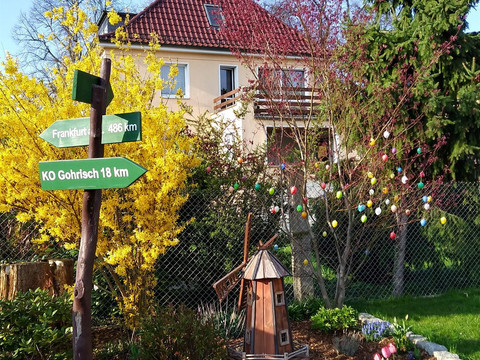 liebevoll angelegter Garten