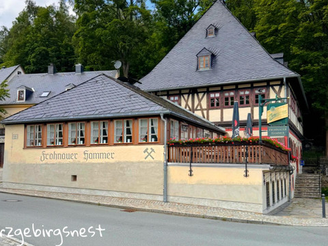 zahlreiche touristische Attraktionen in der Nähe