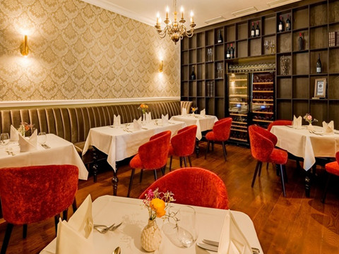 Restaurant_Schlossgarten_KI