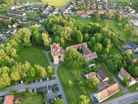 schlosshotel-althoernitz-drohnenansicht