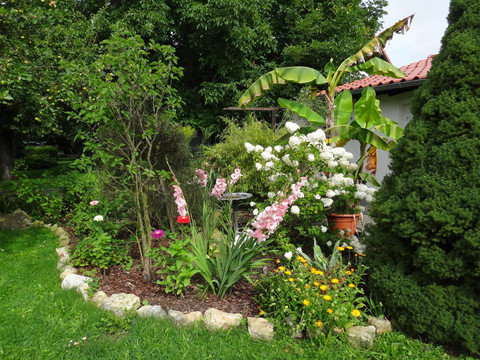 Ferienhaus Auszeit- Garten