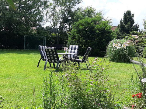 Ferienhaus Auszeit- mit großem Garten