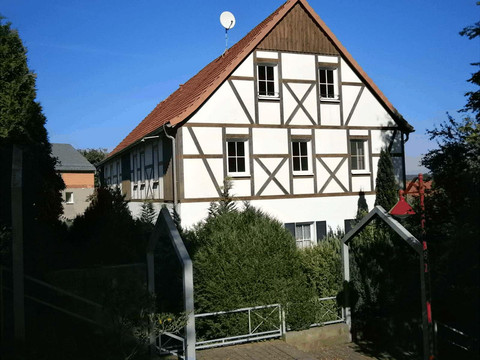 Seitenansicht des Hauses