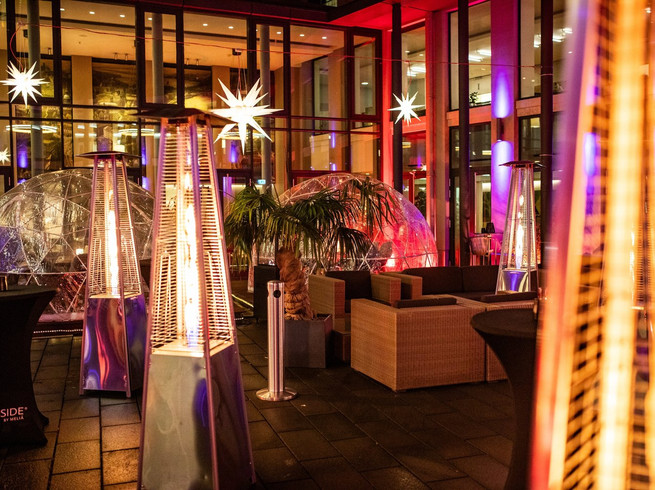 Überstunde X Innside Outdoorbereich des INNSiDE by Meliá DresdenOutdoor area of the INNSiDE by Meliá Dresden