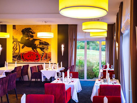 5_RESTAURANT