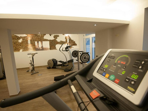Booking Bild 27 von 45 Fitnessstudio
