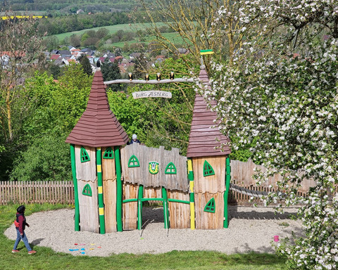 Spielplatz Burg Jesberg