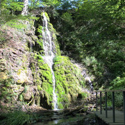 Glögglifroschweg_Eich_Wasserfall_01.jpg