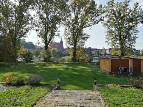 Blick von der Terrasse zur Altstadt