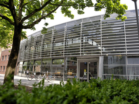 © Franz Frieling_Bibliothek.jpg