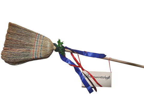 Der Besen zeigt an, dass die Besenwirtschaft geöffnet ist.