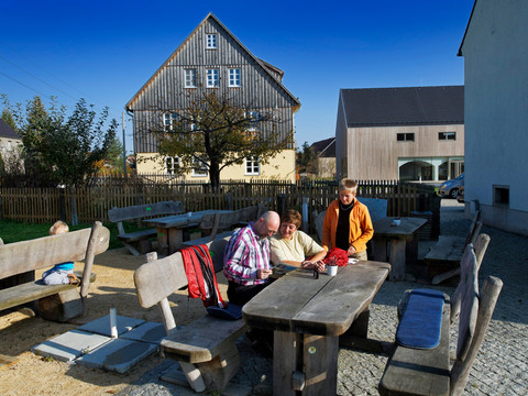 Rastplatz am Haus der Tausend Teiche in Wartha