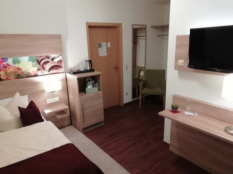 Einbettzimmer