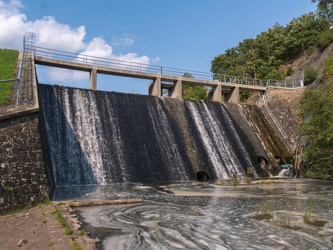Staumauer der Aumatalsperre
