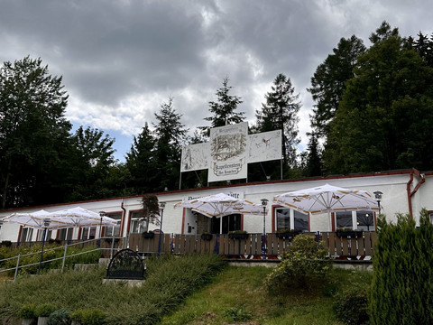 Vorderansicht Kapellenstein