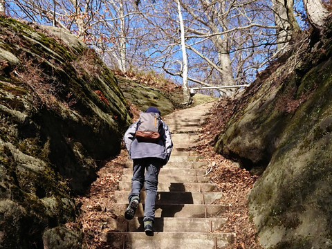 Letzte Stufen auf den Brand