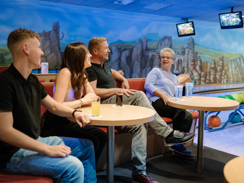 Bowlingspaß im Freizeitzentrum "Hains"