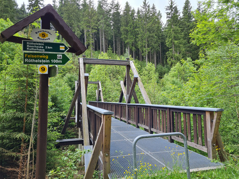 Brücke am Felsenweg 2 nahe Röthelstein