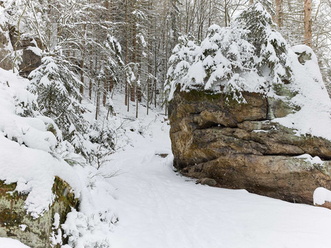 Wanderweg zur Gautschgrotte