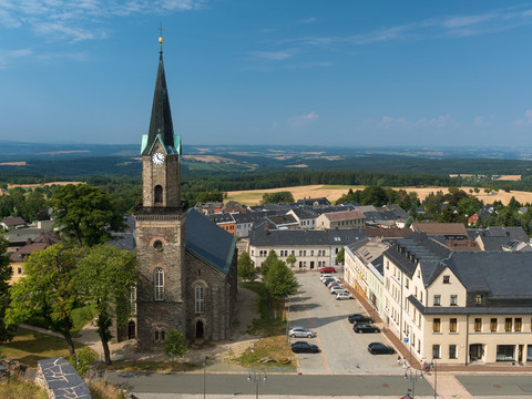 Blick auf die Kirche in Schöneck
