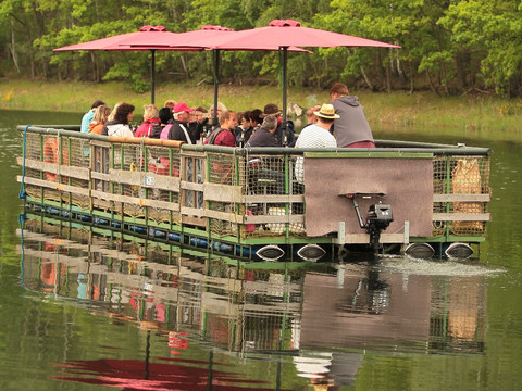 Erlebnisfloß auf der Talsperre Hohenleuben