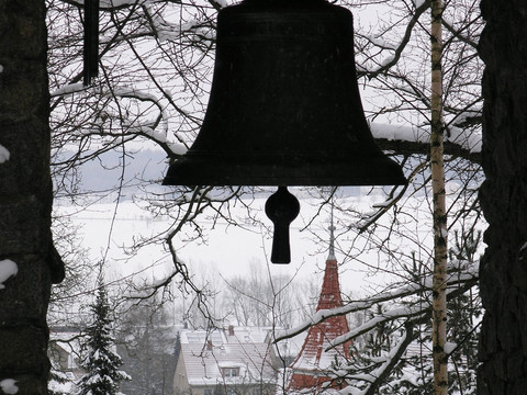 Glocke schwebend