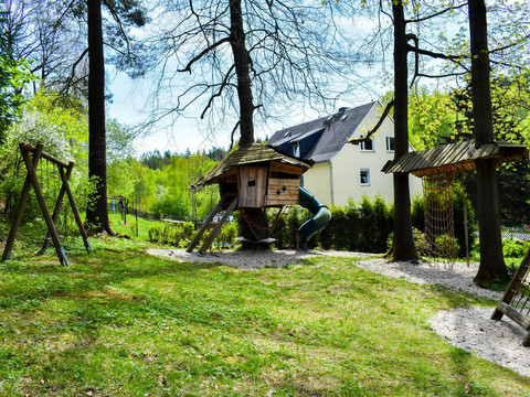 Spielplatz an der Villa Wilisch