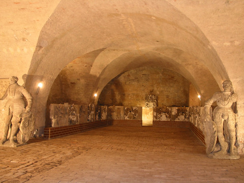 Lapidarium im Schlosskeller