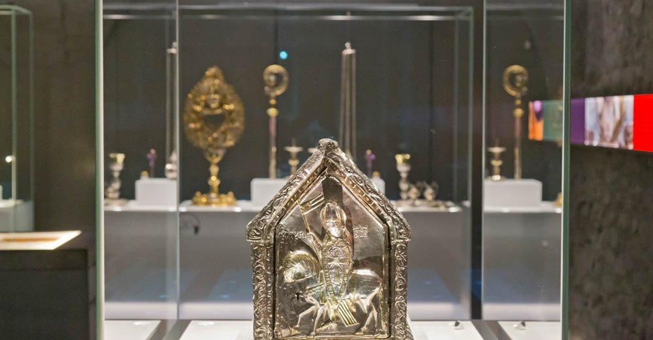 St. Maurice: Kloster: Schatzkammer - Theodul