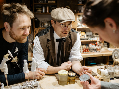 Schauvorführung der Manufaktur Lahl-Massefiguren in Annaberg-Buchholz TVE Bilderserie Handwerk 2024